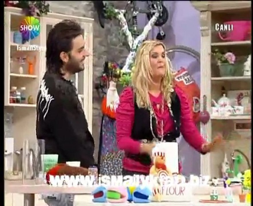 Ismail YK - Bomba Bomba Canli Sohbet [Deryali Günler]