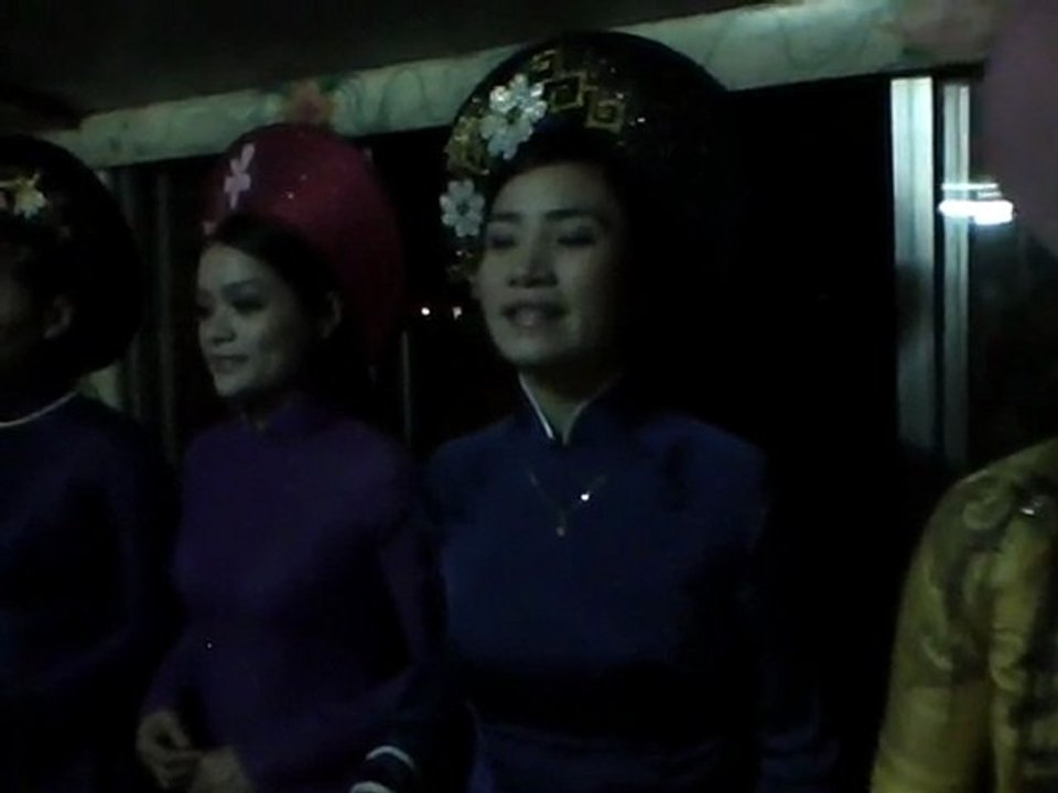 Ca Huế