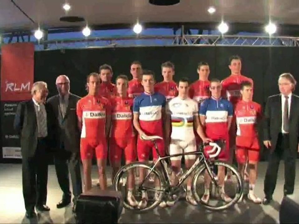 PRESENTATION EQUIPE ROUBAIX LILLE METROPOLE TEAM CYCLISTE