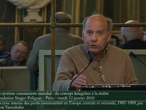 Le système communiste mondial: Ilios Yannakakis