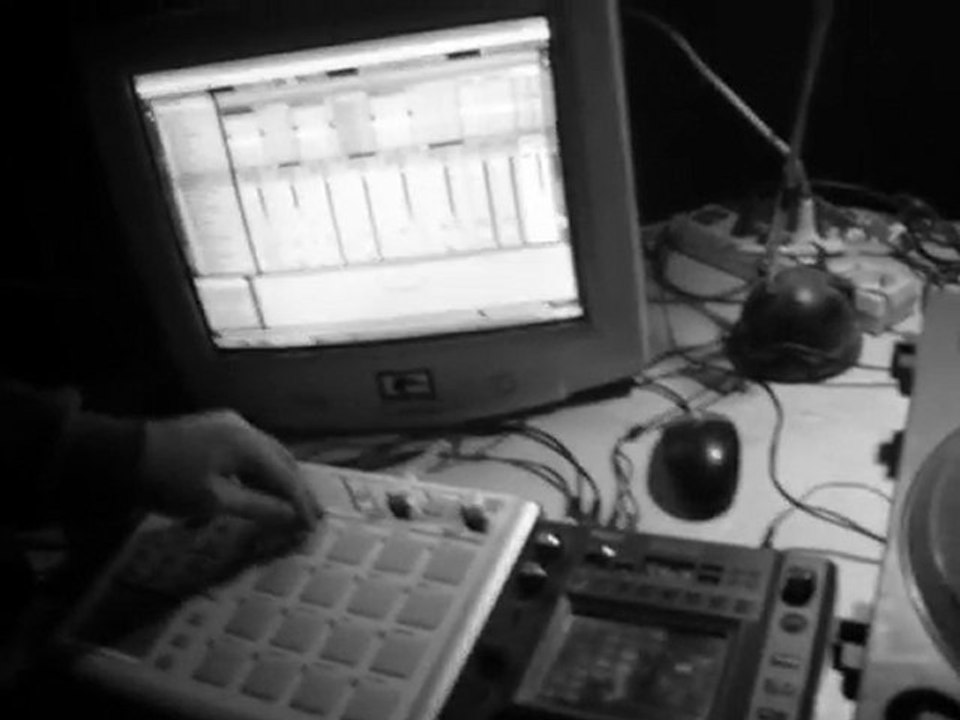 Annif Niko, Uzi 23 01 10