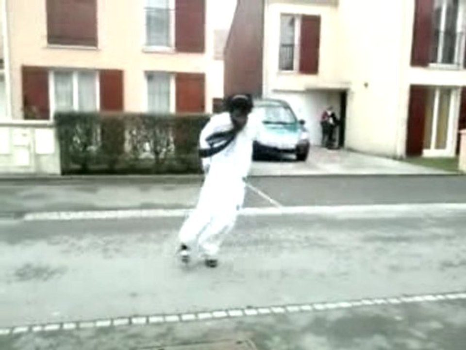 C'walk Allen-Emilio