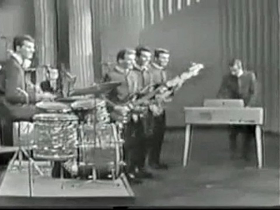 The Chantay's - Pipeline Lawrence Welk Show 5 18 63