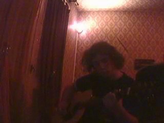 Moi jouant la poupée qui fait non de michel polnaref