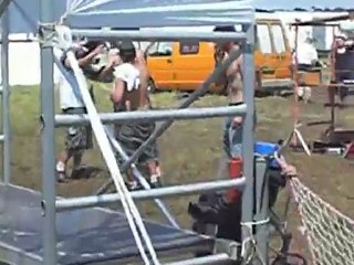 Multison sarthe 2009 - Sur le mur de Ko37, chat perché, etc