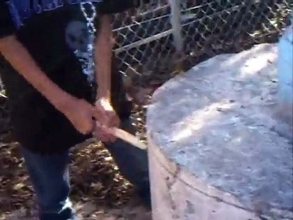 JC play a stick