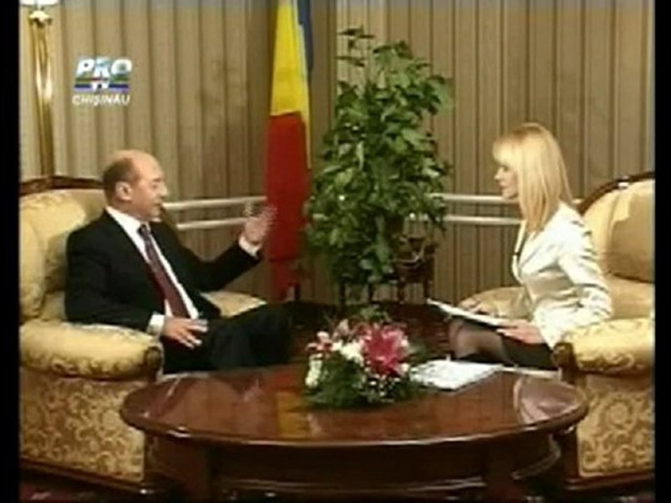 Interviu acordat de Traian Basescu in Rep Moldova - PART 1/3