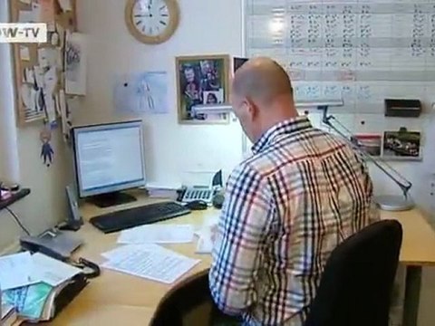 Boys Lagging Behind in German Schools | People & Politics