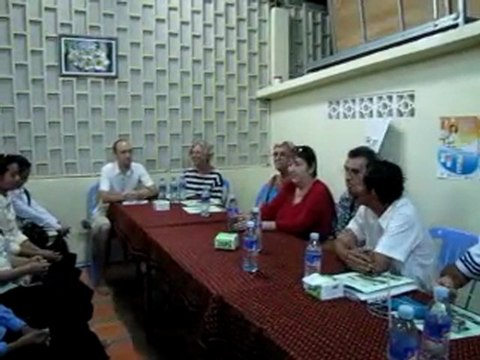 rencontre entre français et étudiants Cambodgiens