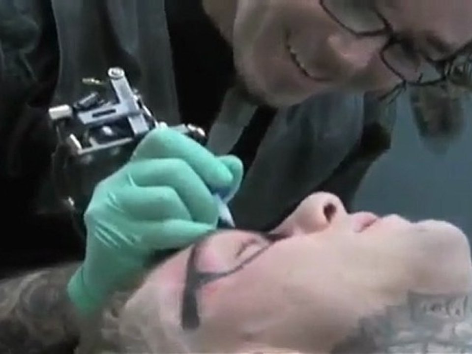 actu ile de la réunion, Lunette tatouage