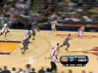 Gerald Wallace goes coast-to-coast and lays it in for two du