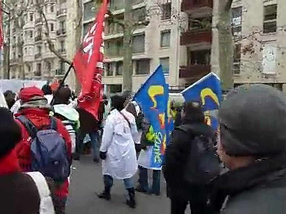 manif fo mantes à paris contre les ordres professionnels