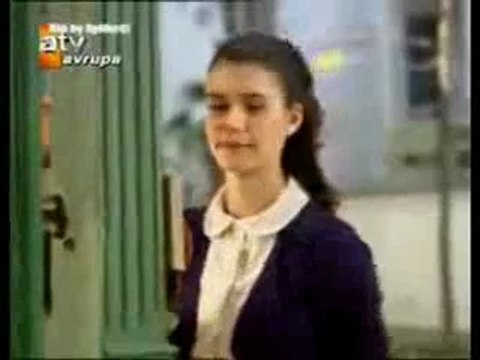 Hatırla Sevgili-Beren Saat & Cansel Elçin Nalan-Boş Çerçeve