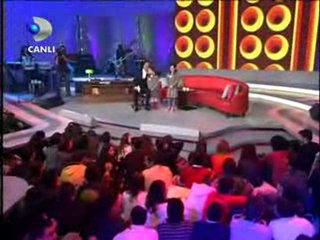 Gizem - Onların Kalıplarına Tüküreyim