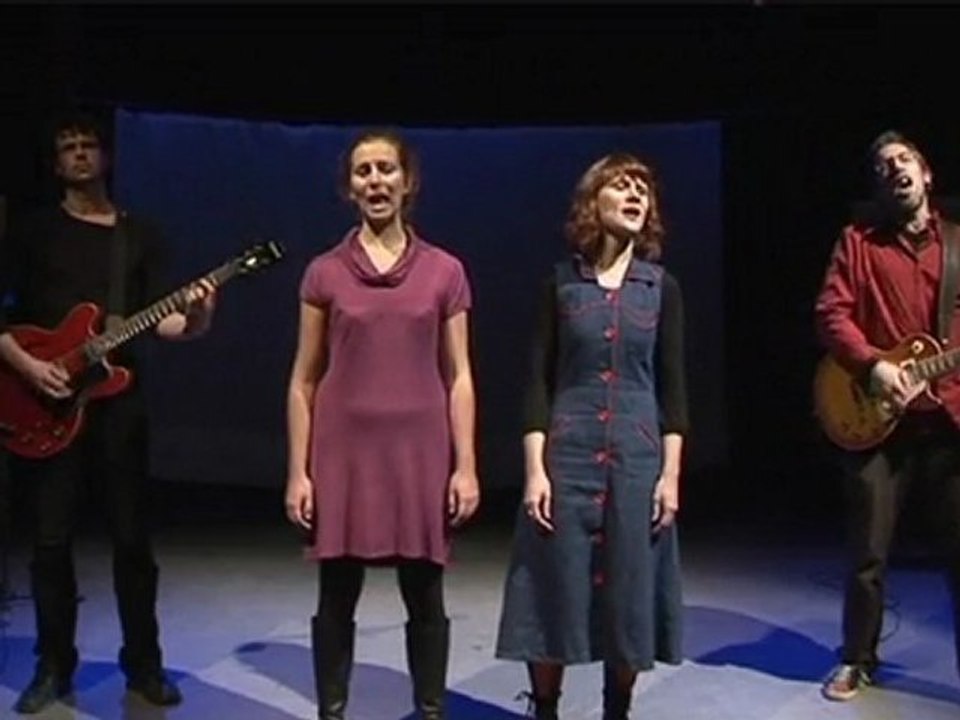 La semaine sanglante - Les pied dedans (cabaret intime)