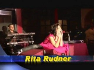 Kelly Clinton Comedian