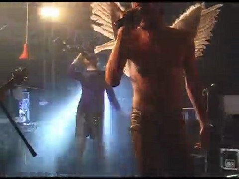 LES CHEVALS HONGROIS / CRAZY HORSE UNDERGROUND