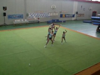 Aérobic. Marie,Ophélie,Aurélie,Solène,Célia,Manon.