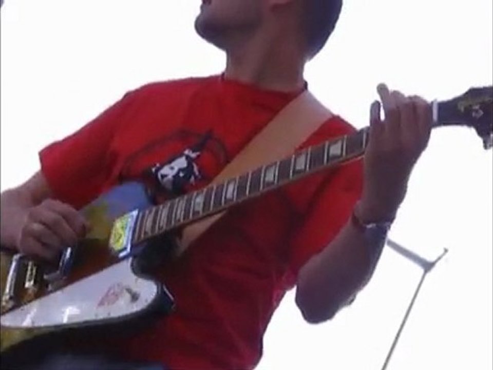 L'ENTREPRISE : "Le gris du ciel"