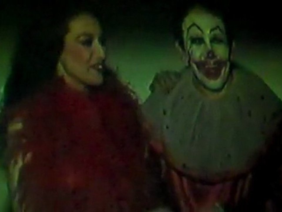 Αποσπασμα απο την ταινια Κομανταντ Μαρια