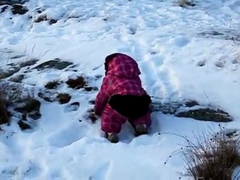 sarah sur la neige