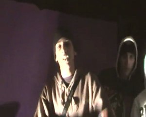 Street bench-saleman -en solo freestyle