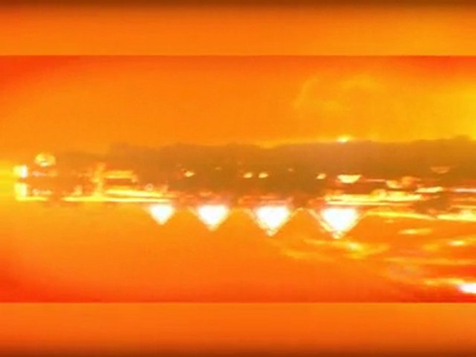 Pourquoi les OVNIS s'approchent du soleil ?