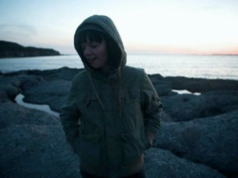 32 Flavors (Ani DiFranco) - Allison Crowe (live, interprète)