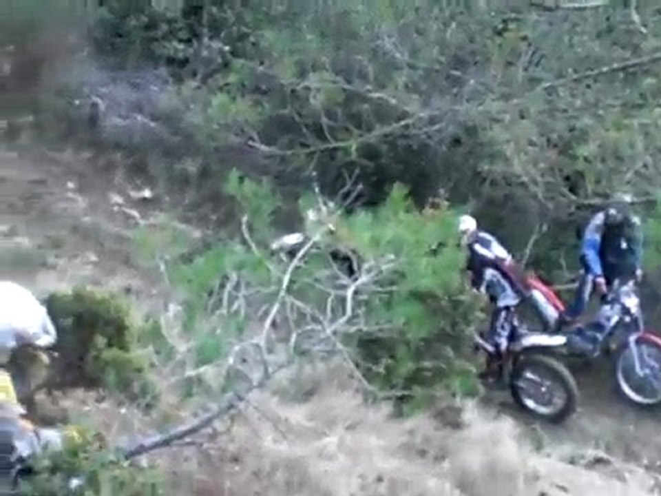 CIMG0973 moto trial à fonties.