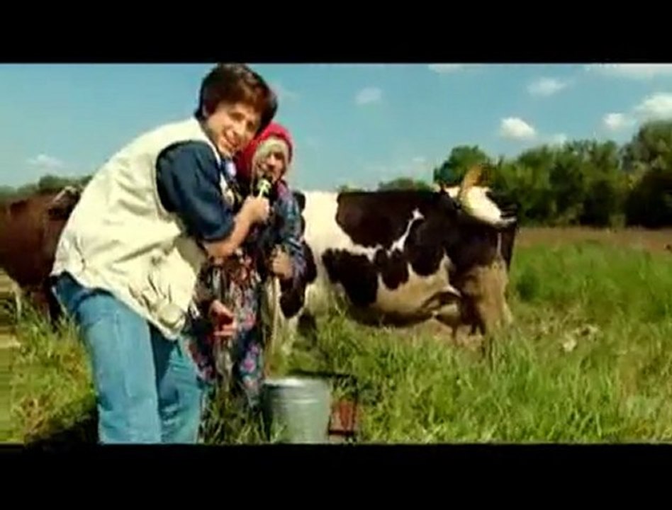 Ведущие (Баба Мотря и корова) на http://warezs.pp.ua/fajna-y