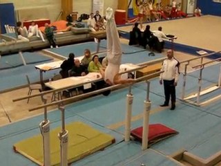 Anthony G - barres parrallèles -3ème degré 30/01/10