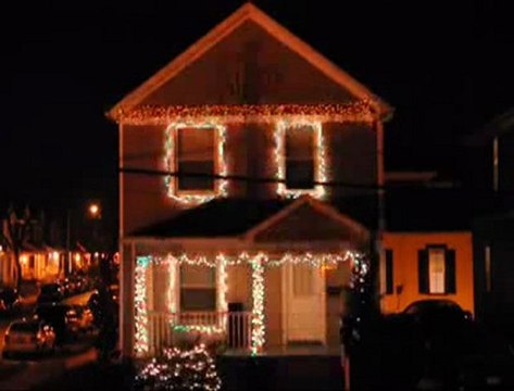 Décorations de Noël sur des rythmes électro