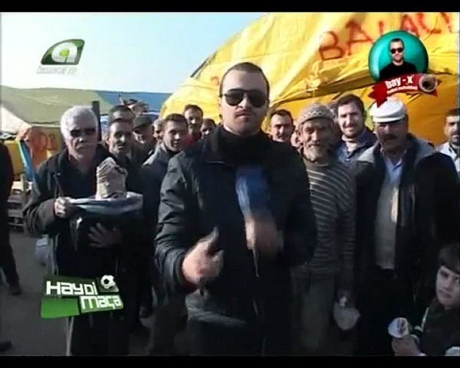 BAY X KURBAN PAZARINDA