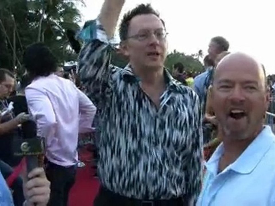 LOST: Sunset on the Beach, Season 6 Premiere HD