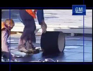 Usine Opel à Saragosse : le plus grand toit couvert de panneaux solaires au monde.