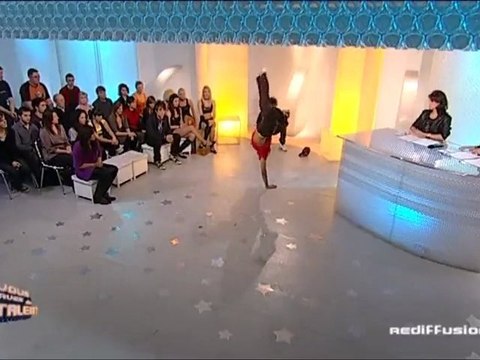 1er Avertissement : danse hip-hop sur michael Jackson