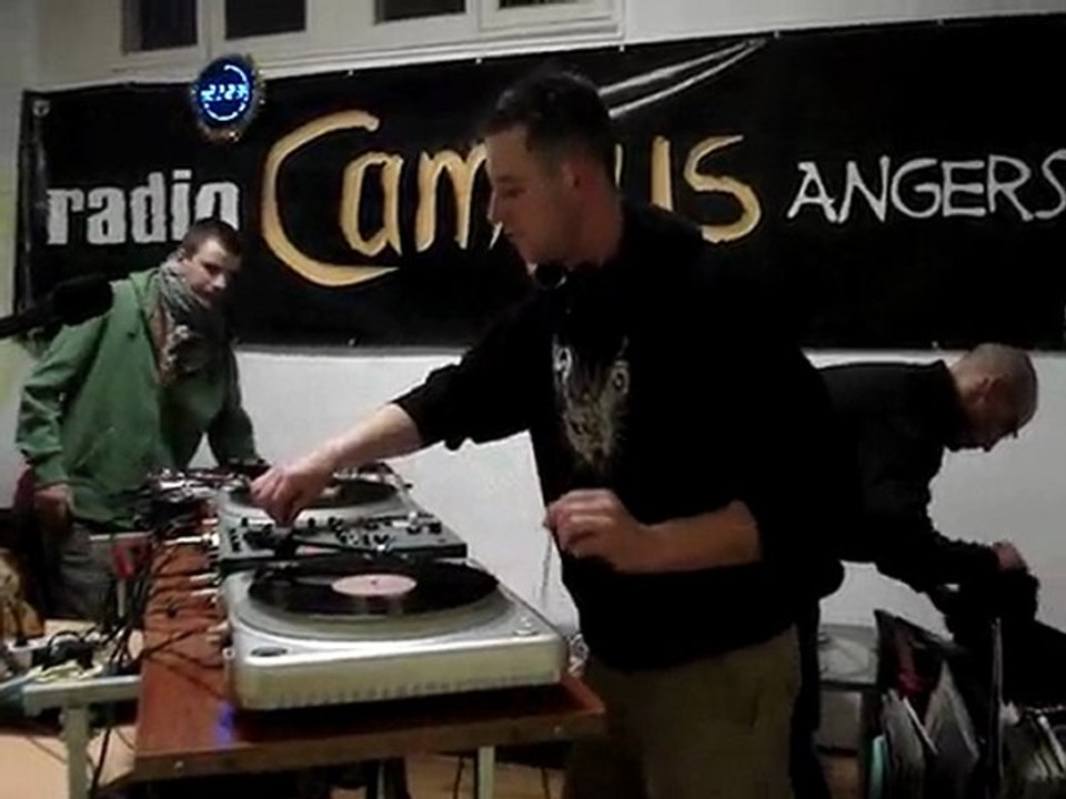 Mixomatos à radio campus le 29 janvier 2010