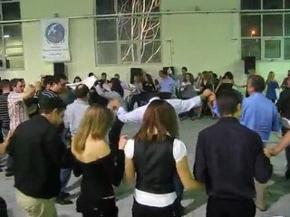 Κοπή Πίτας Νε.Β 2010, Πάρε Μαριώ τη ρόκα σου