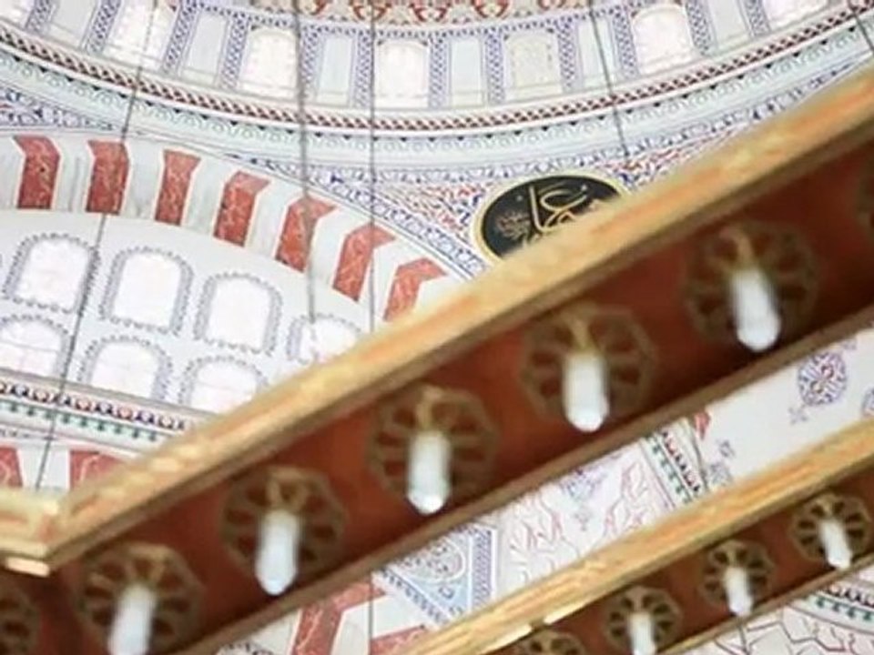 The sounds  &  the colors of Adana.