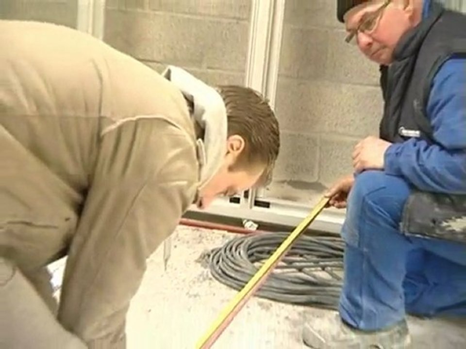 Calaisis TV: L'oeilleton d'émma le batiment épisode 3