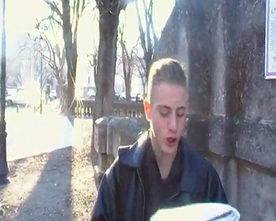 street bench-remi se defoule sur un freestyle