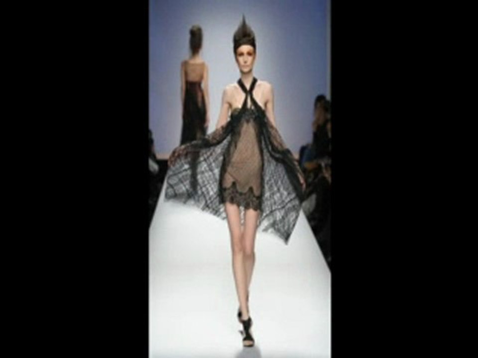 Mariella Ferrera ad AltaRoma AltaModa 2010