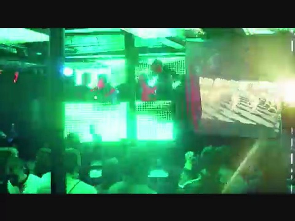 rotary compressor vs dj konik (dz6tem) @ Batofar 2010