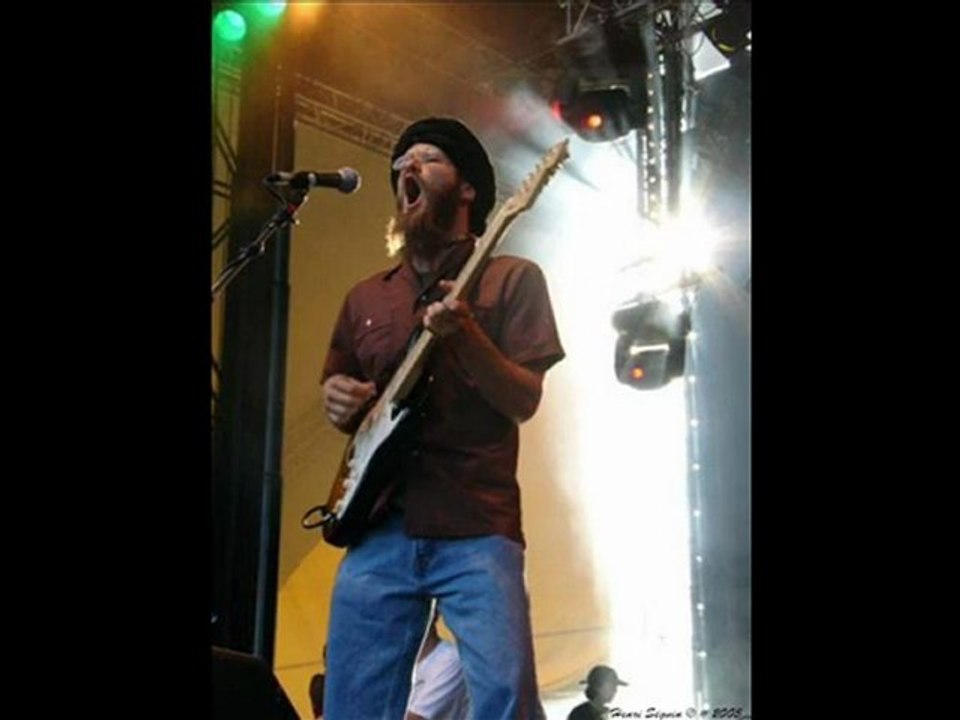 Groundation revolution