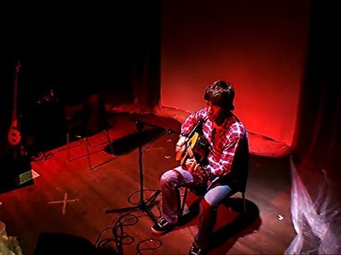 Keu. Gaztea live. Guztietan zu zaude