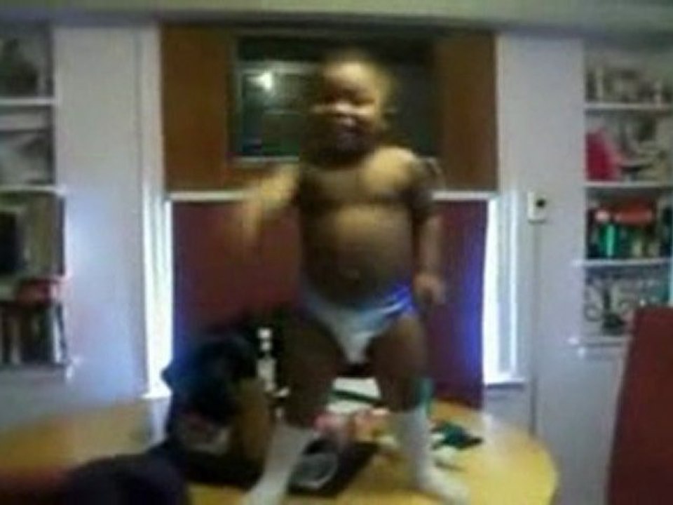 TABLE DANCING BABY