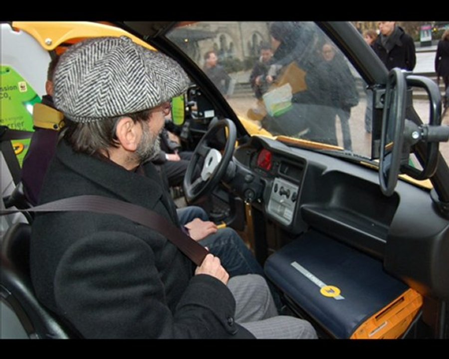 La Poste s'achète une conduite