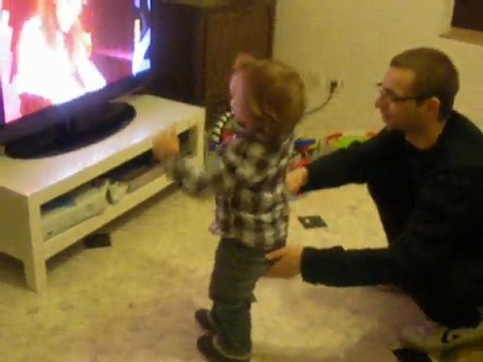 Isaac danse !