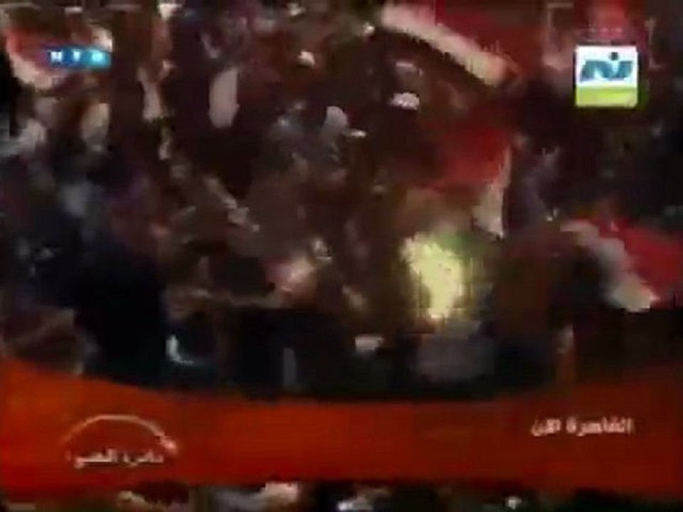 voila les egypchiens qui brule notre drapeau