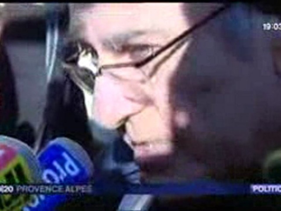 Le NPA présente une femme voilée dans le vaucluse - France3